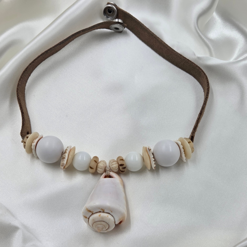 Twine & Twig Elegant White and Cream Shell Necklace Handmade U.S.A.